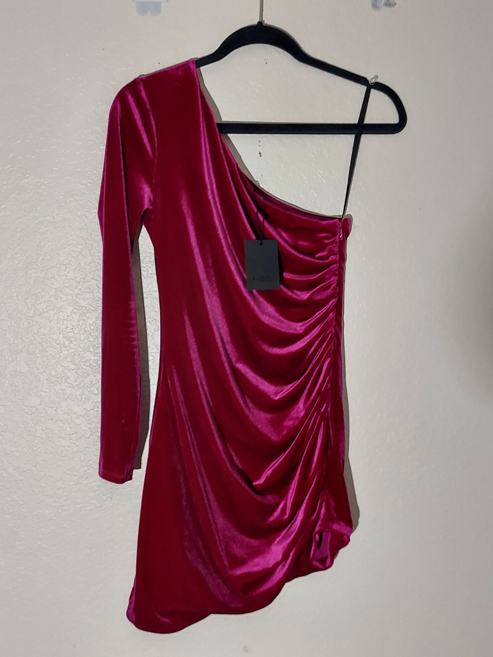 NBD Velvet Magenta One Shoulder Asymmetrical Ginnie Mini Dress WM Size M NWT